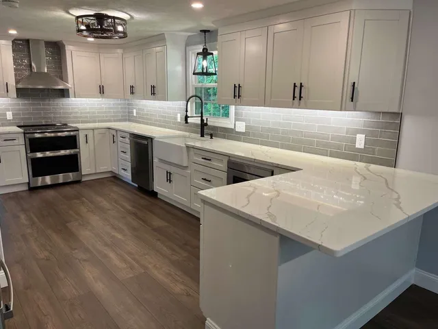 $849,990 | 7 Oakwood Street, Windham, NH 03087