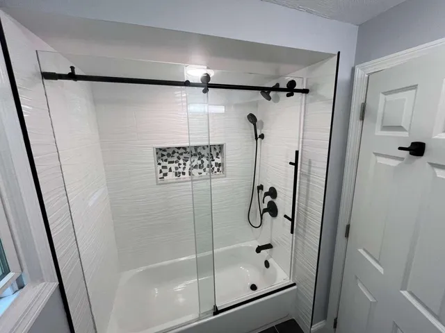 $849,990 | 7 Oakwood Street, Windham, NH 03087