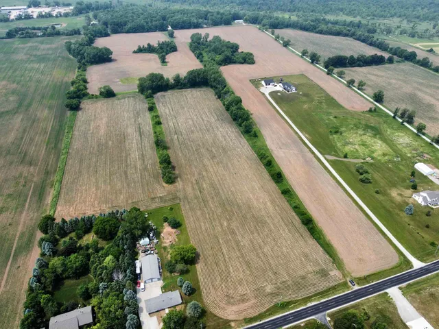 $1,280,000 | Mayflower Drive, Appleton, WI 54913