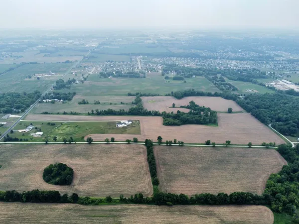 $1,280,000 | Mayflower Drive, Appleton, WI 54913