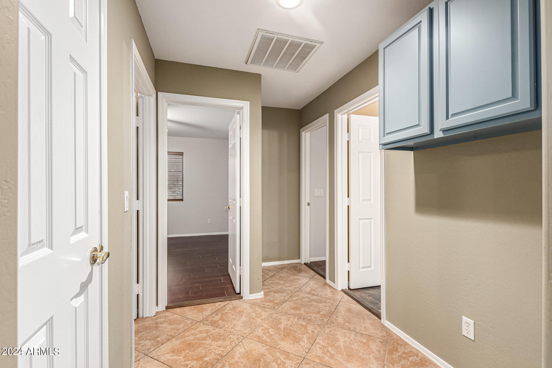 2335 West Darrel Road Phoenix, AZ 85041 - Photo 19 of 32 16-Darrel