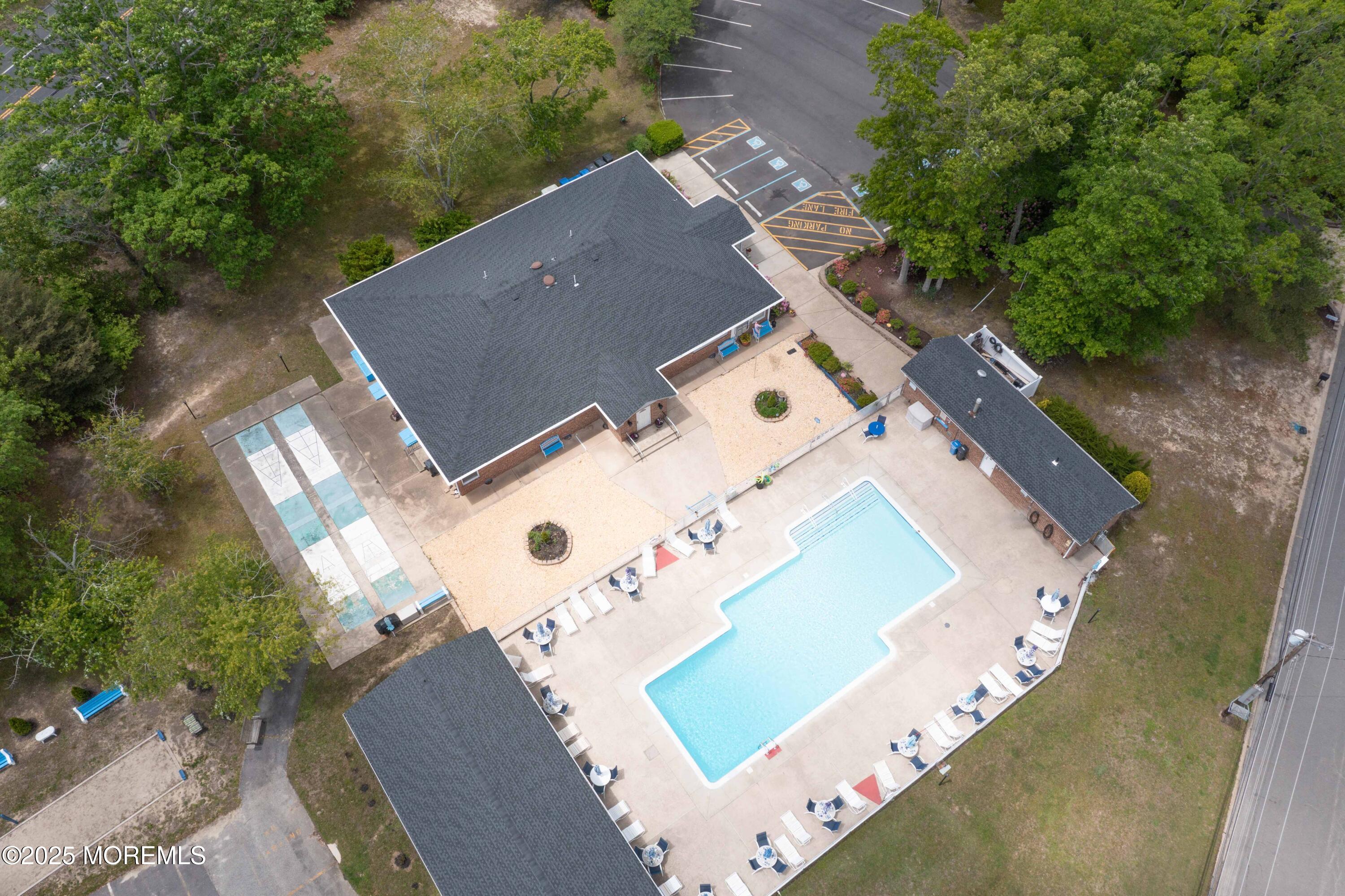 28 Fir Road, Unit 21 Manahawkin, NJ 08050 - Photo 15 of 17 DJI_0476 (1)