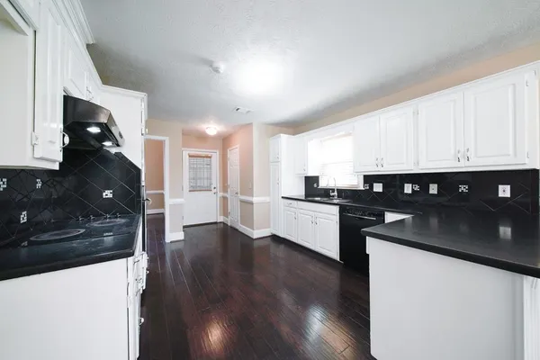 $359,900 | 5912 Big Oak Drive, Columbus, GA 31909