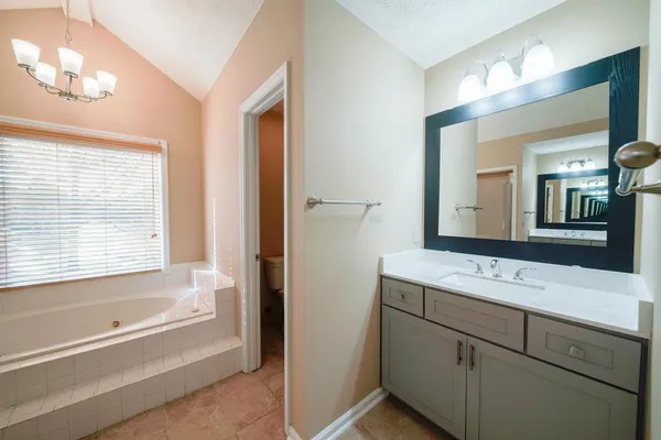 $359,900 | 5912 Big Oak Drive, Columbus, GA 31909