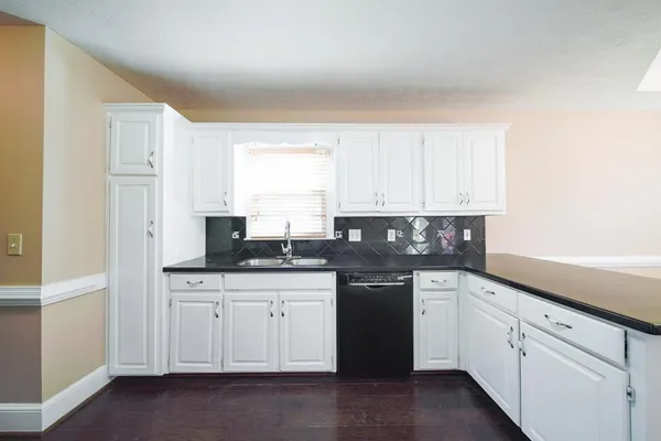 $359,900 | 5912 Big Oak Drive, Columbus, GA 31909