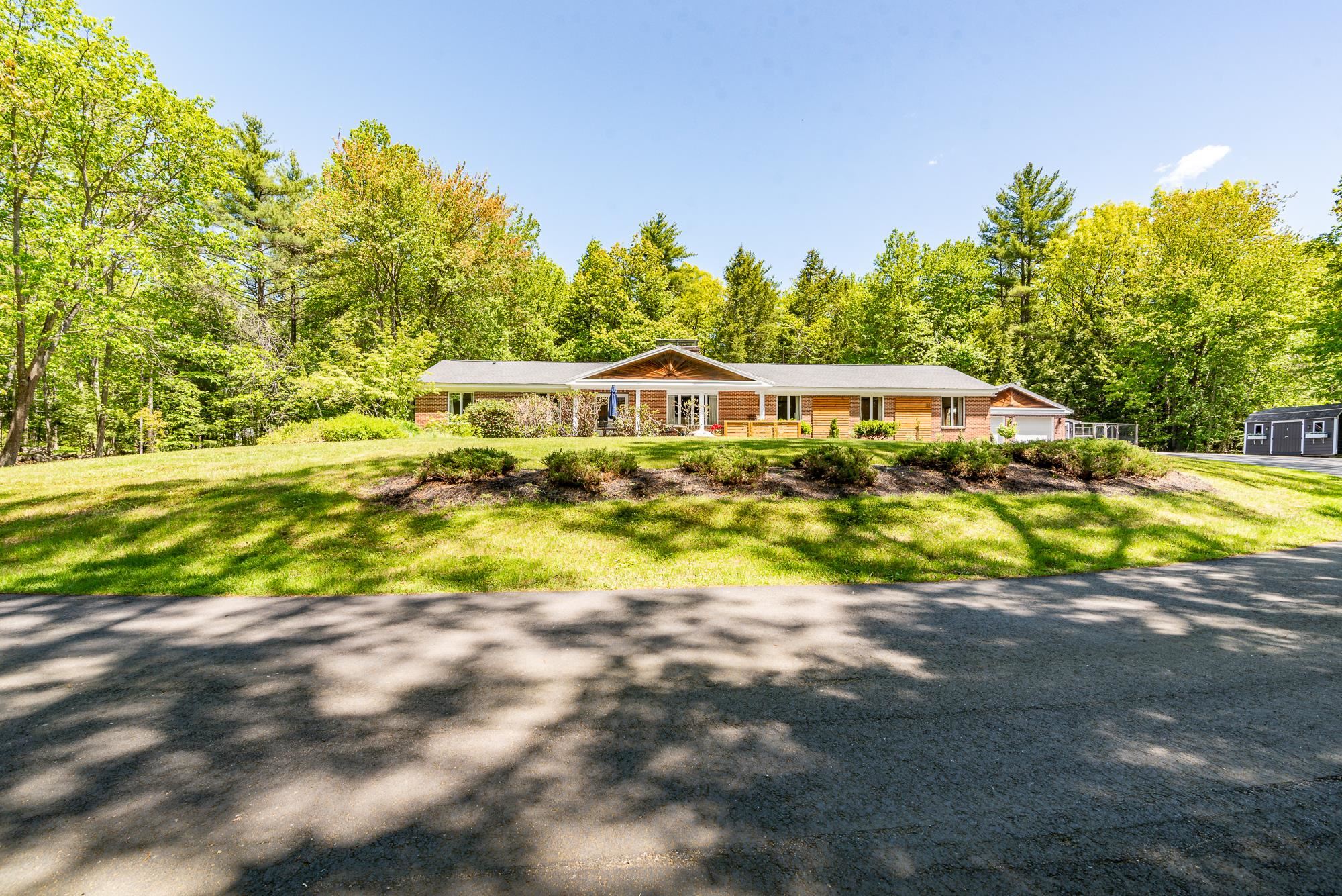 32 Four Rod Road Rochester, NH 03867 - Photo 3 of 59