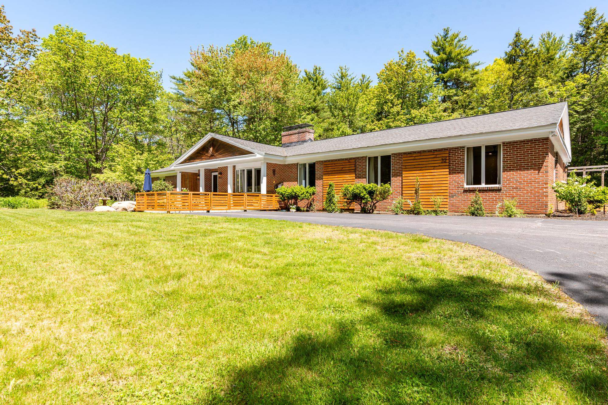32 Four Rod Road Rochester, NH 03867 - Photo 4 of 59