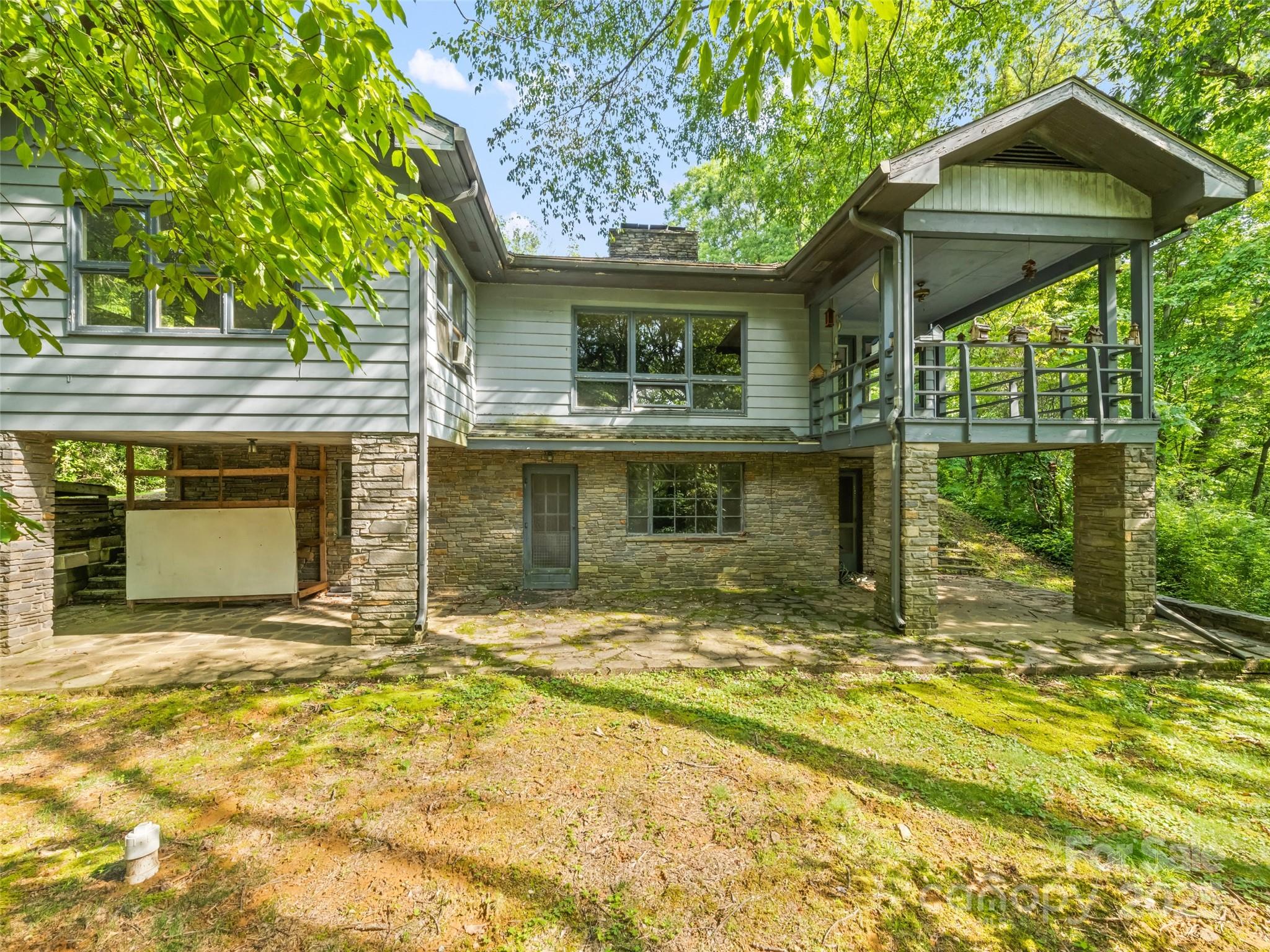 88 Laurel Loop Maggie Valley, NC 28751 - Photo 2 of 40