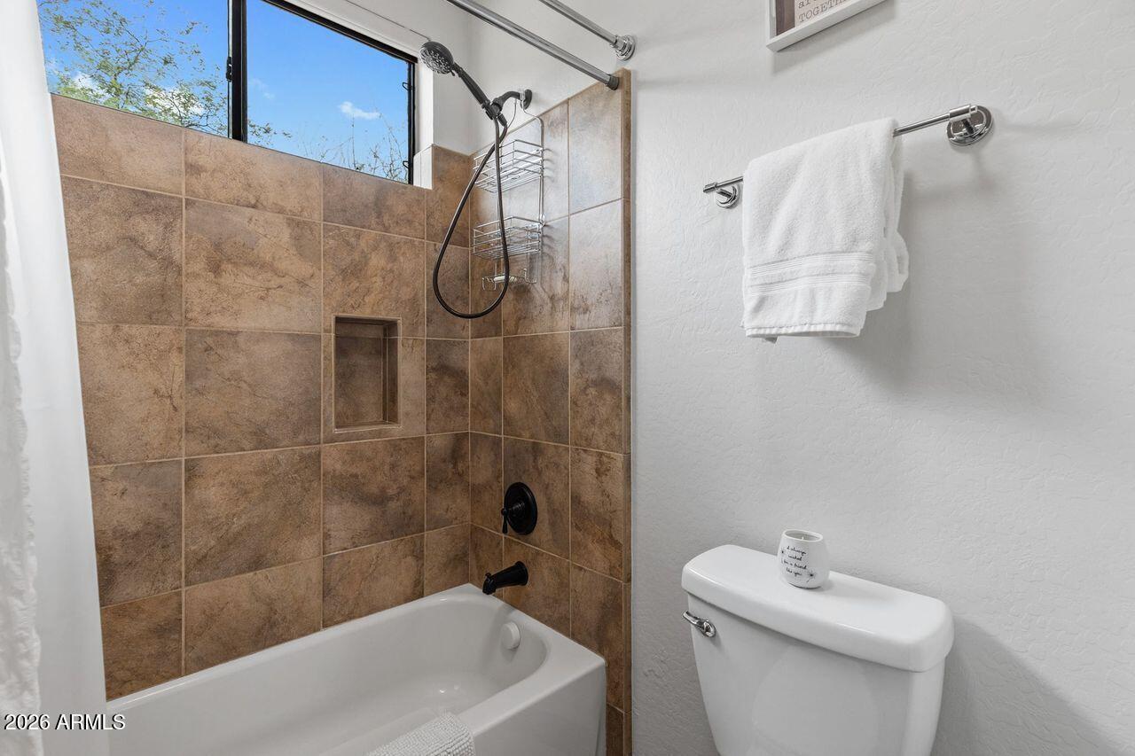 4107 North Silver Ridge Circle Mesa, AZ 85207 - Photo 34 of 67 Guest Bathroom