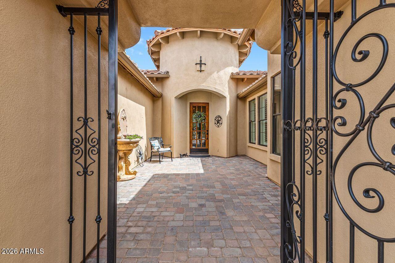 4107 North Silver Ridge Circle Mesa, AZ 85207 - Photo 4 of 67 Private Courtyard