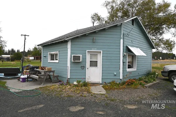 $739,000 | 5513 N Highway, Potlatch, ID 83855