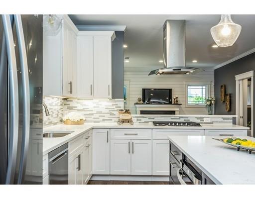 8 Cody Road Framingham, MA 01701 - Photo 6 of 42 Gallery Image 6
