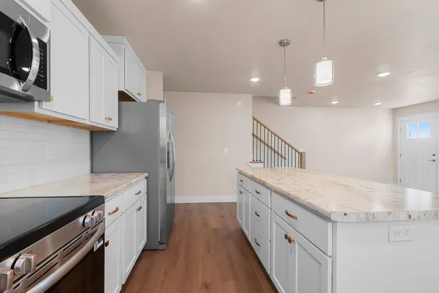 $268,999 | 422 4th Street, Green Bay, WI 54304