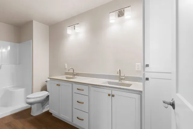 $268,999 | 422 4th Street, Green Bay, WI 54304