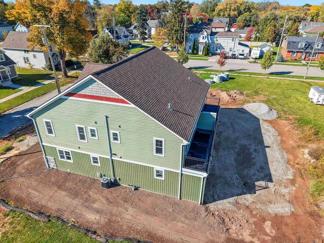 $268,999 | 422 4th Street, Green Bay, WI 54304