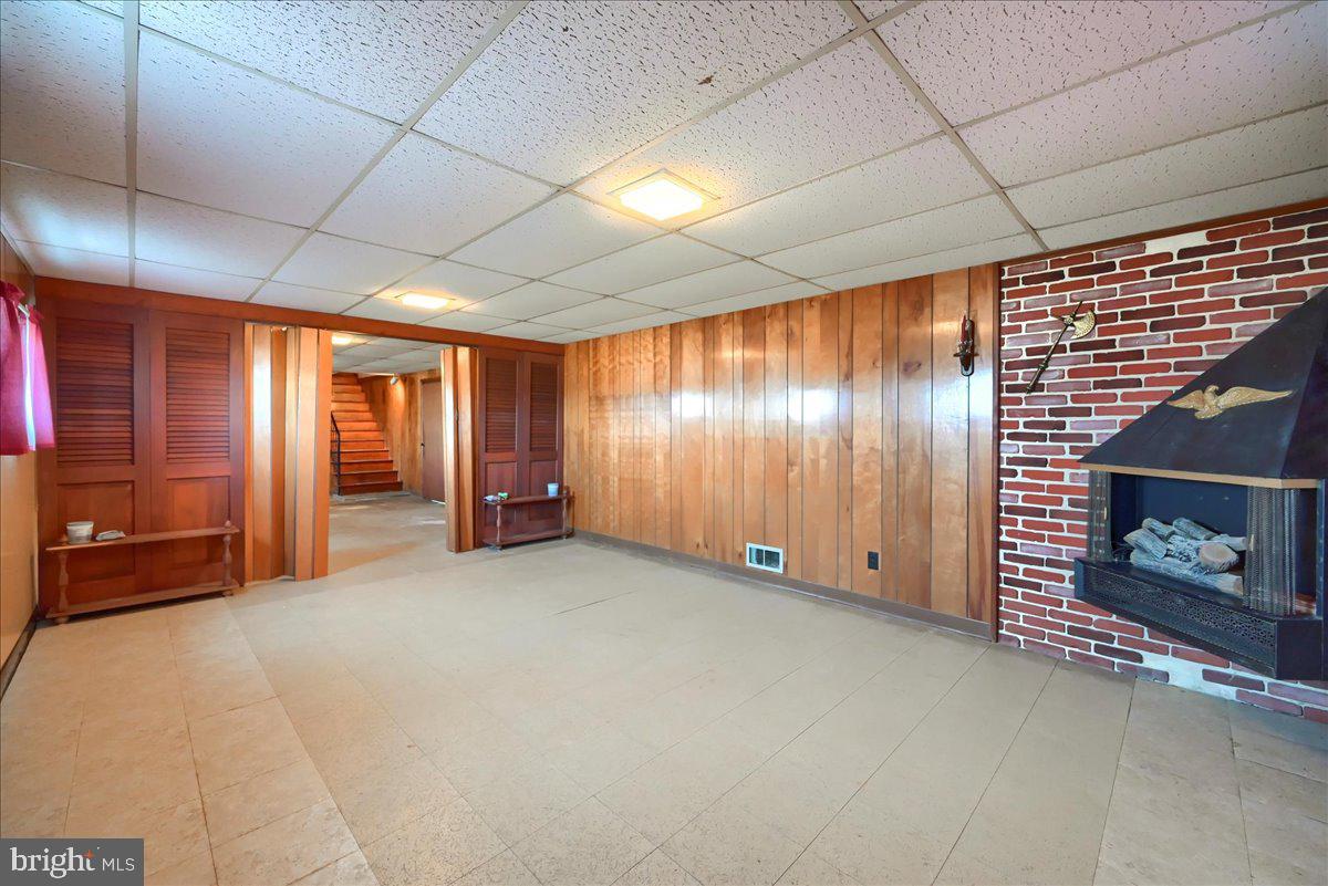 522 Broad St Extension Delta, PA 17314 - Photo 29 of 44 Basement family room