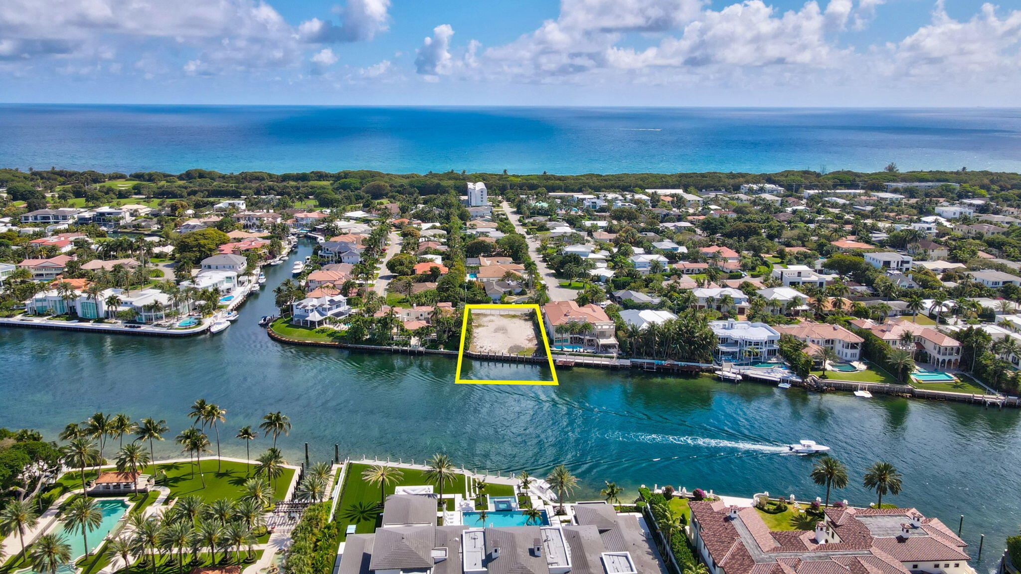 601 Northeast Spanish Trail Boca Raton, FL 33432 - Photo 8 of 16 an aerial view of a houses with outdoor space