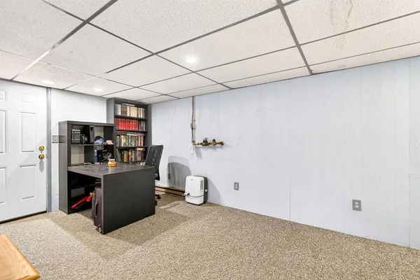 $263,900 | 1952 Colleen Drive, North Huntingdon, PA 15642