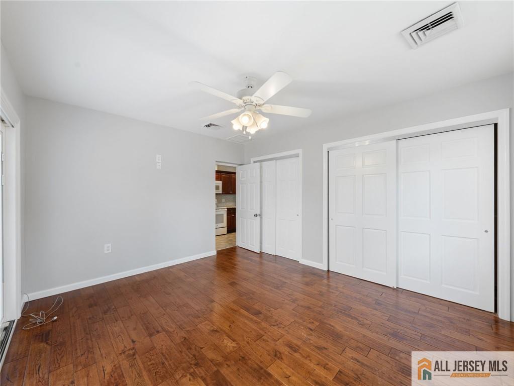 55 Gurley Road Edison, NJ 08817 - Photo 11 of 32 Gallery Image 11