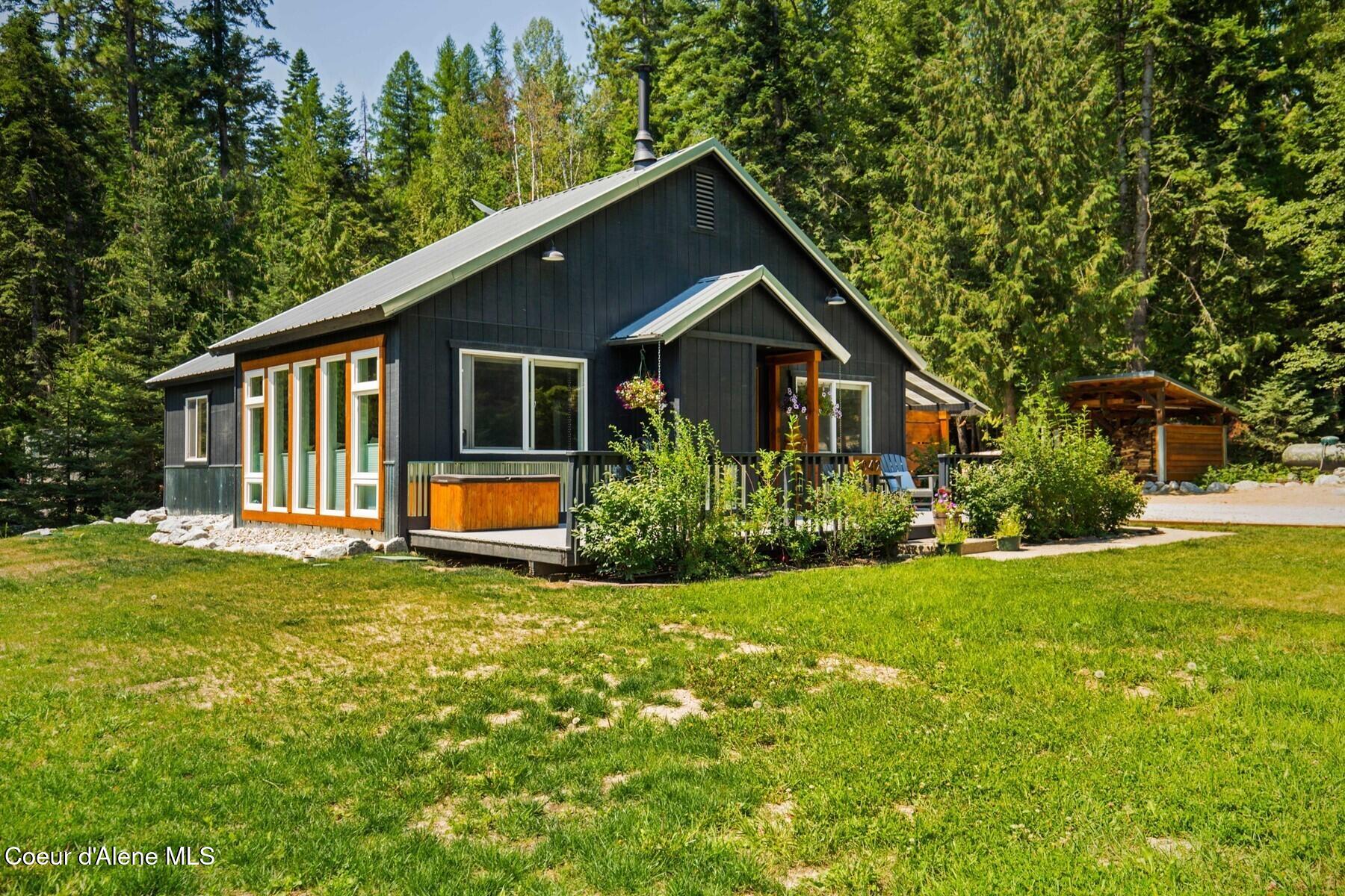 1042 North Wrenco Road Sandpoint, ID 83864 - Photo 1 of 41 Private Family Home