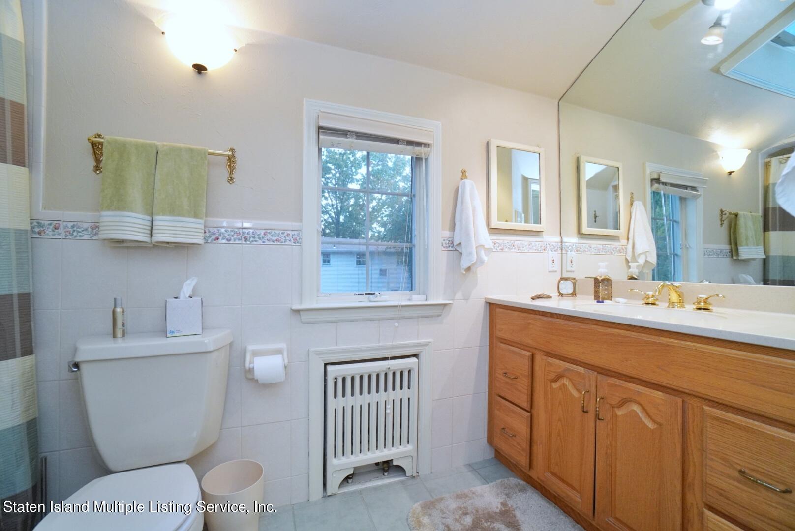 442 Edinboro Road Staten Island, NY 10306 - Photo 21 of 35 Photo Oct 28, 4 57 54 PM