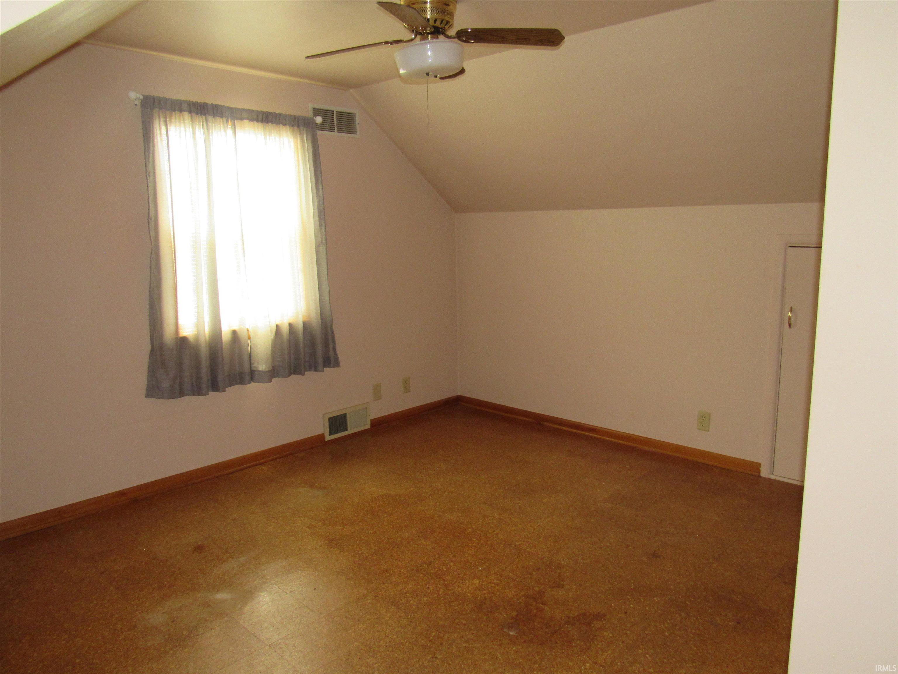338 South Dixon Road Kokomo, IN 46901 - Photo 11 of 27 Gallery Image 11