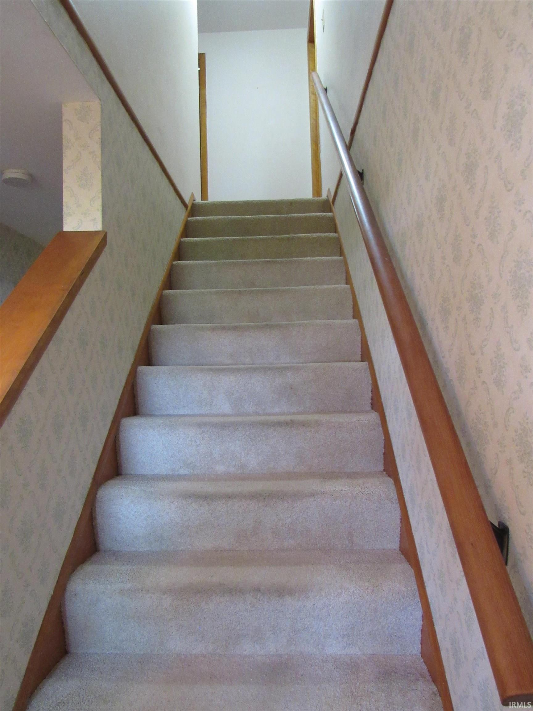 338 South Dixon Road Kokomo, IN 46901 - Photo 10 of 27 Gallery Image 10