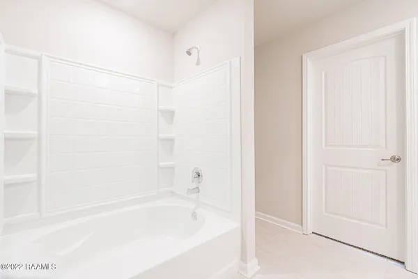 $2,000 | 130 Lucille Drive, Maurice, LA 70555