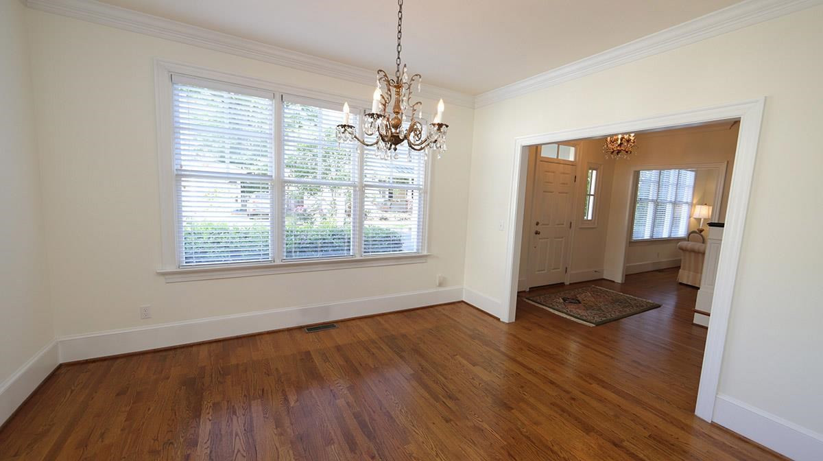 124 Village Mill Place Raleigh, NC 27608 - Photo 6 of 30 Dining Room