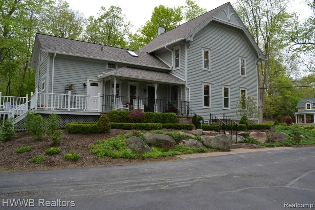 1481 Dutton Road Rochester Hills, MI 48306 - Photo 4 of 55