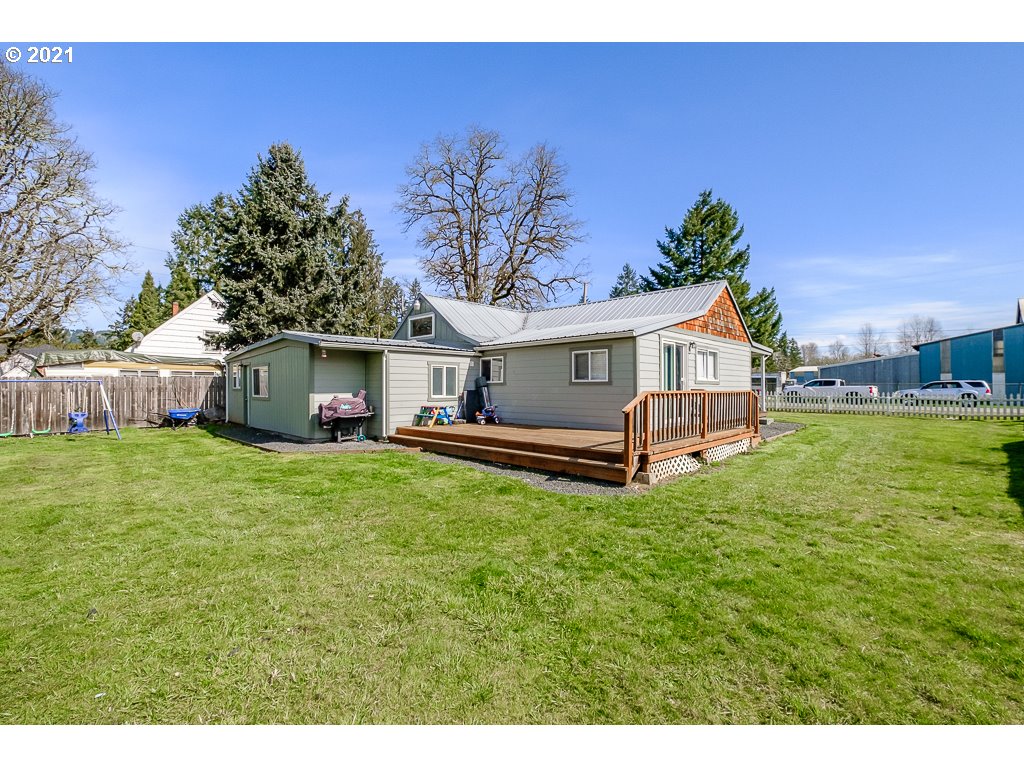1341 Clark Mill Road Sweet Home, OR 97386 - Photo 27 of 29 Gallery Image 27