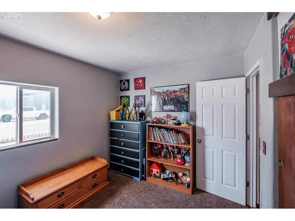 1341 Clark Mill Road Sweet Home, OR 97386 - Photo 7 of 29 Gallery Image 7