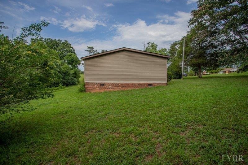 1161 Hickory Road Chatham, VA 24531 - Photo 6 of 40 Gallery Image 6