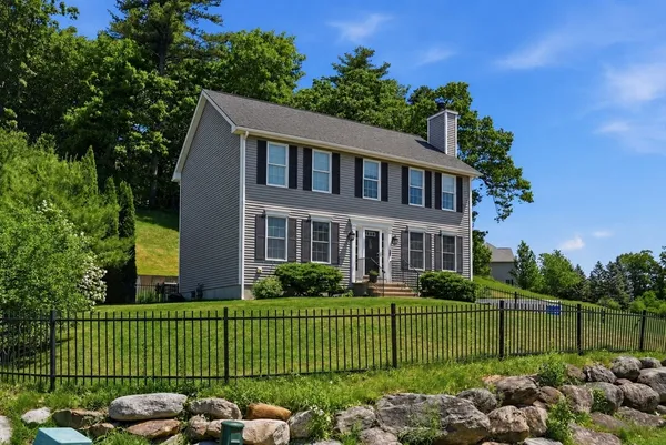 $764,900 | 67 Hidden Road, Dracut, MA 01826