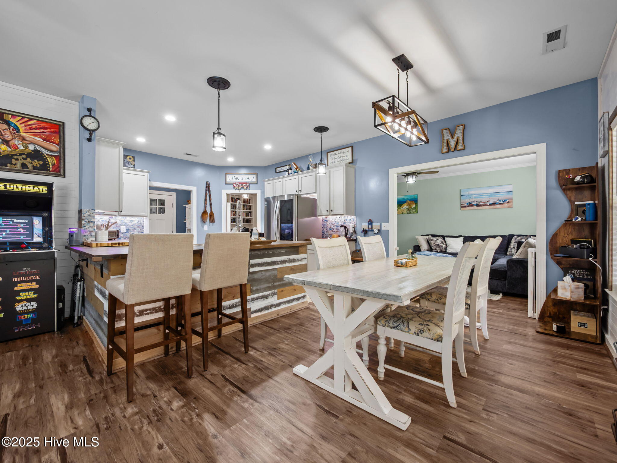 216 Raven Ridge Court Swansboro, NC 28584 - Photo 9 of 55 39-web-or-mls-P8130341