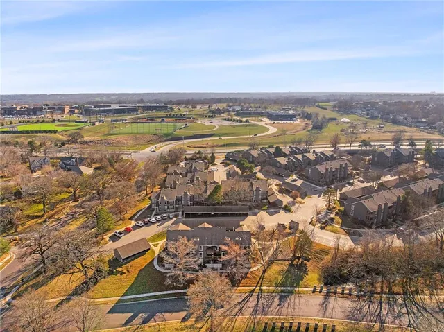 $140,000 | 12606 West 110th Terrace, Overland Park, KS 66210