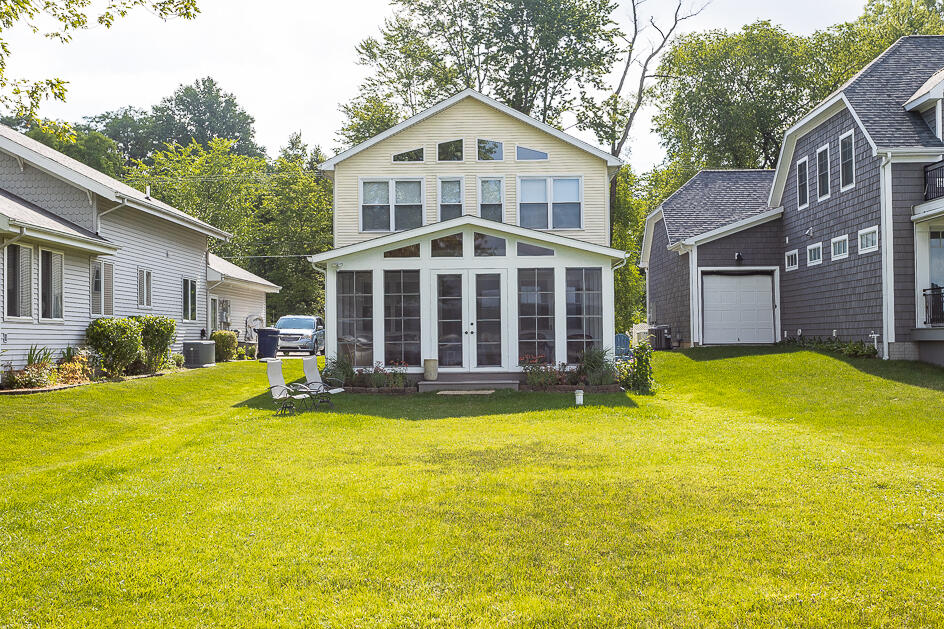 468 Pentecost Highway, Onsted, MI 49265 Compass