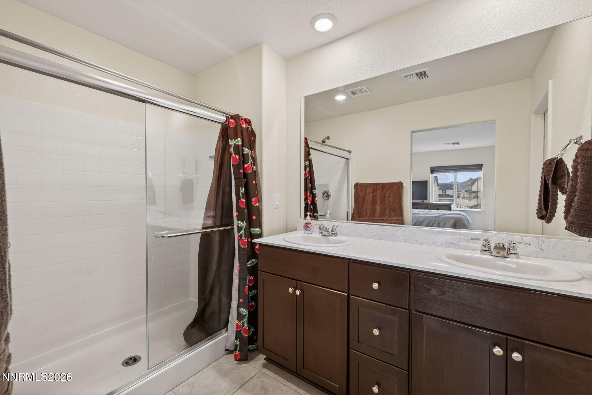 8960 Wolf River Drive Reno, NV 89506 - Photo 12 of 18 22-web-or-mls-8960 Wolf River-22
