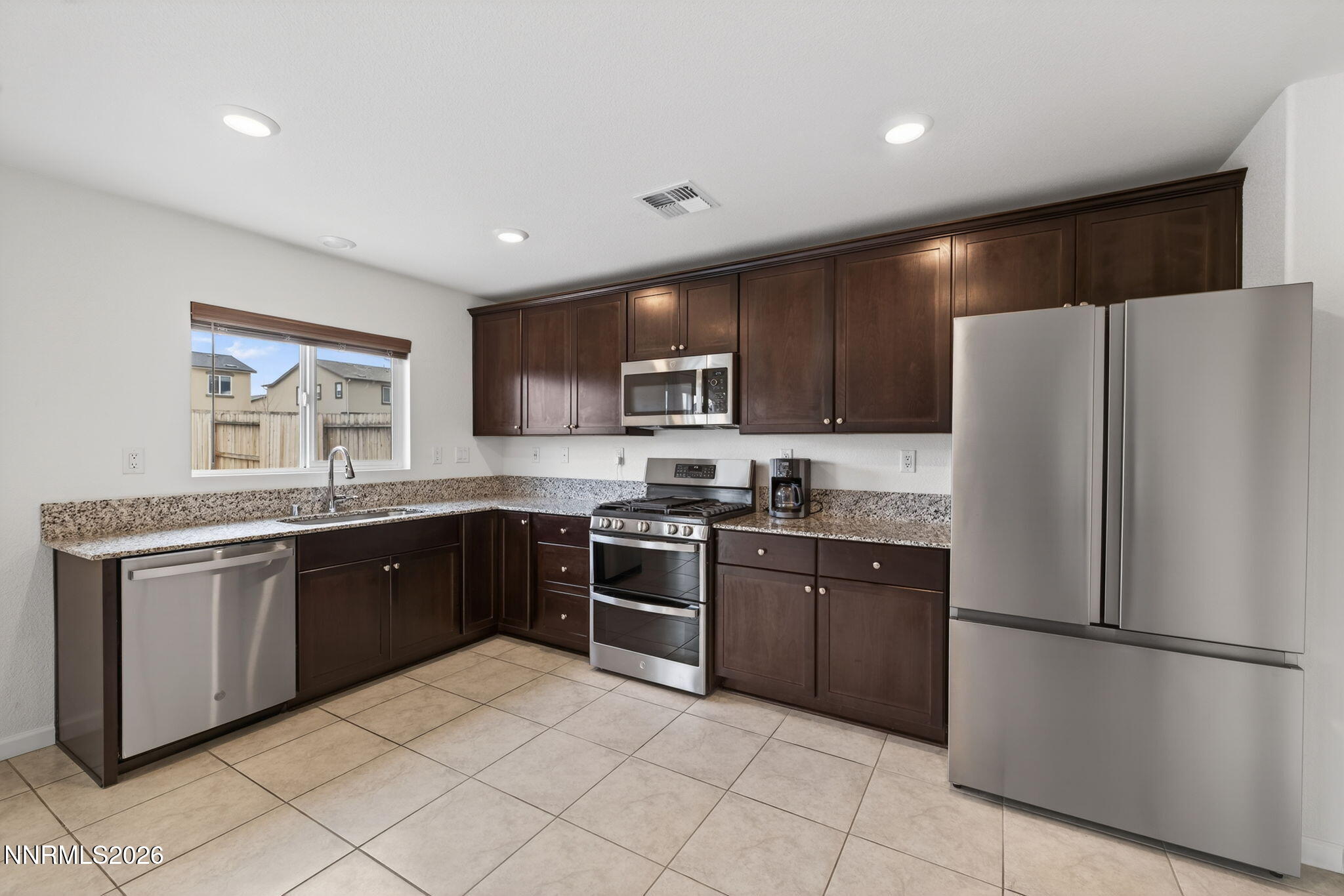 8960 Wolf River Drive Reno, NV 89506 - Photo 3 of 18 12-web-or-mls-8960 Wolf River-12