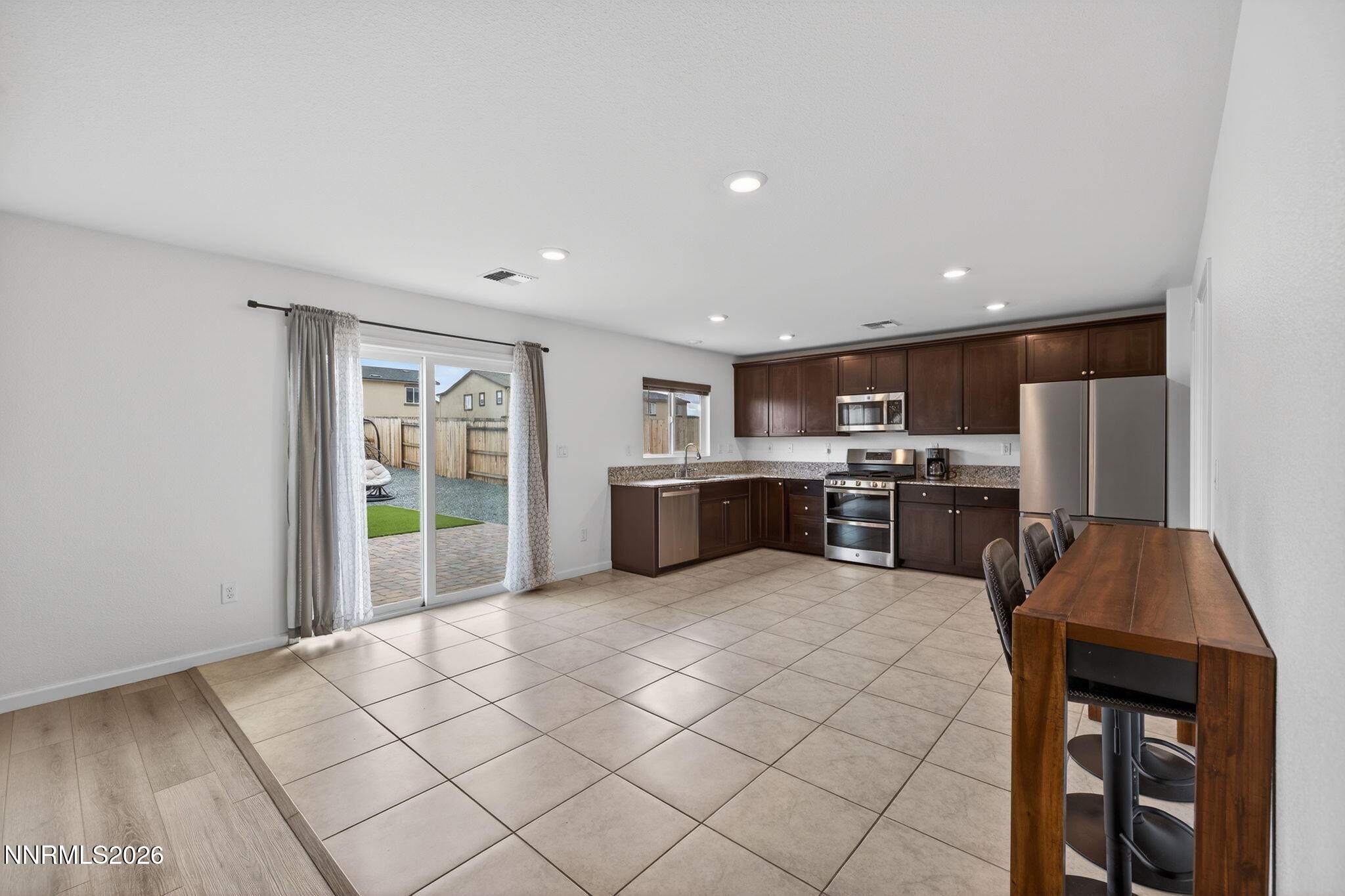 8960 Wolf River Drive Reno, NV 89506 - Photo 7 of 18 11-web-or-mls-8960 Wolf River-11
