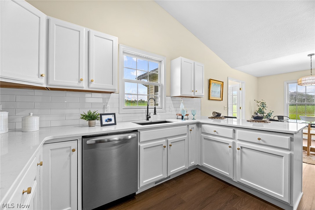 1315 Back Massillon Road Orrville, OH 44667 - Photo 9 of 35