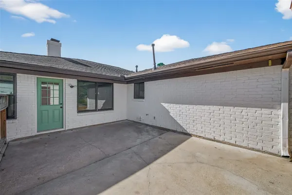 $2,100 | 17418 Largs Circle, Spring, TX 77379