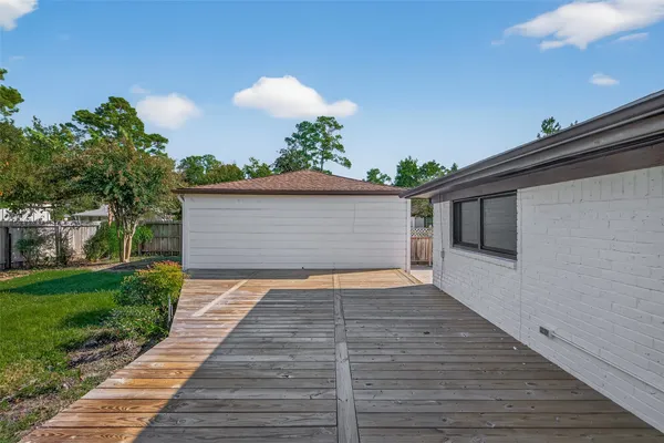 $2,100 | 17418 Largs Circle, Spring, TX 77379