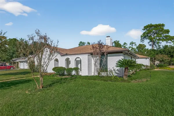 $2,100 | 17418 Largs Circle, Spring, TX 77379