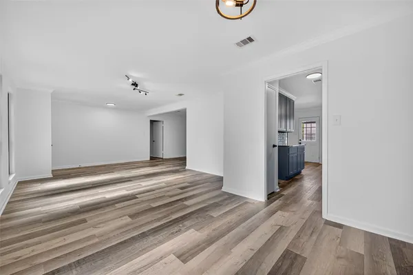 $2,100 | 17418 Largs Circle, Spring, TX 77379