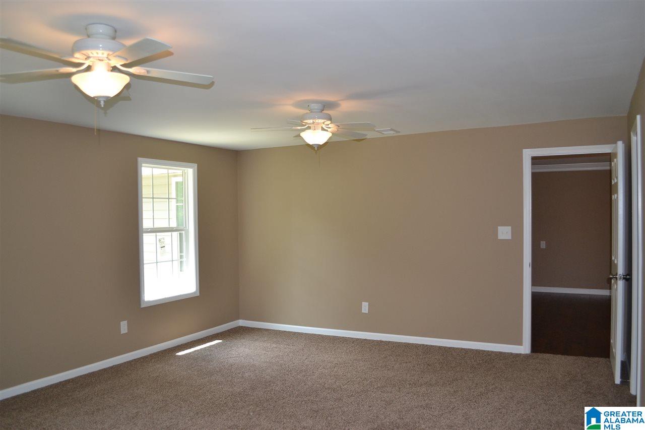 969 Empire Road Sumiton, AL 35148 - Photo 8 of 17