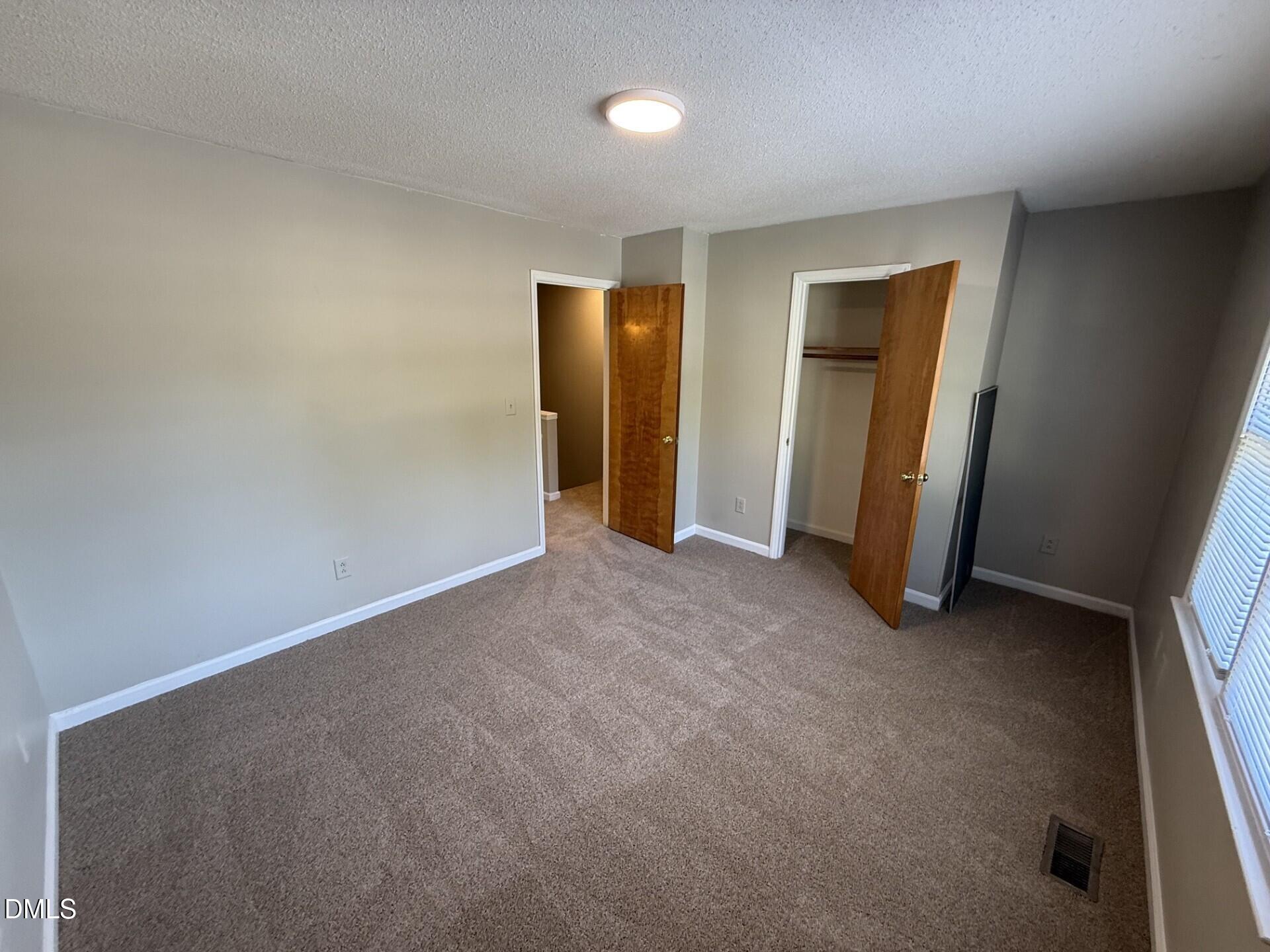 2905 Faversham Place Raleigh, NC 27604 - Photo 9 of 13 51374c3e-4c4b-4f75-9f07-55f1841b0937