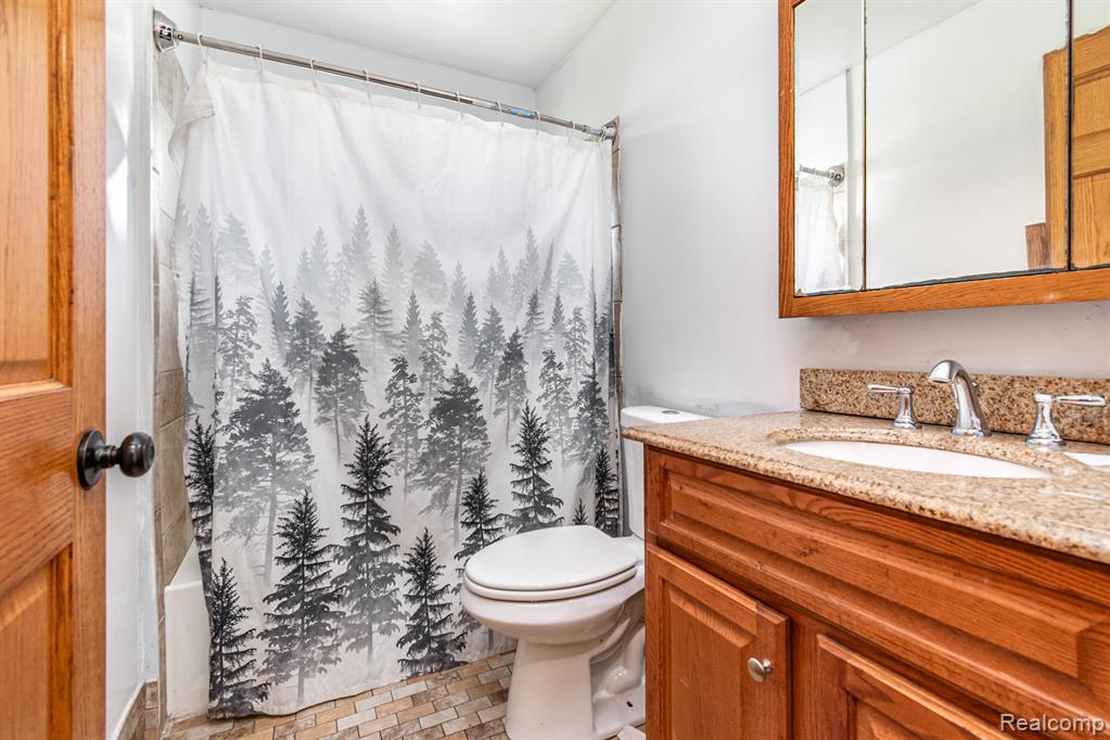 19465 Grabowski Road St. Charles, MI 48655 - Photo 8 of 21