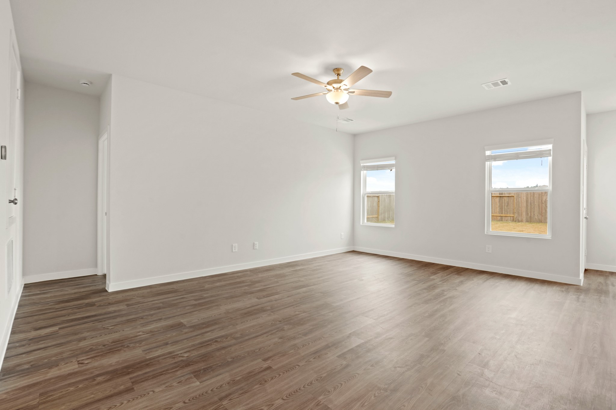 14409 Elmfield Lane Conroe, TX 77303 - Photo 8 of 25 representative photo