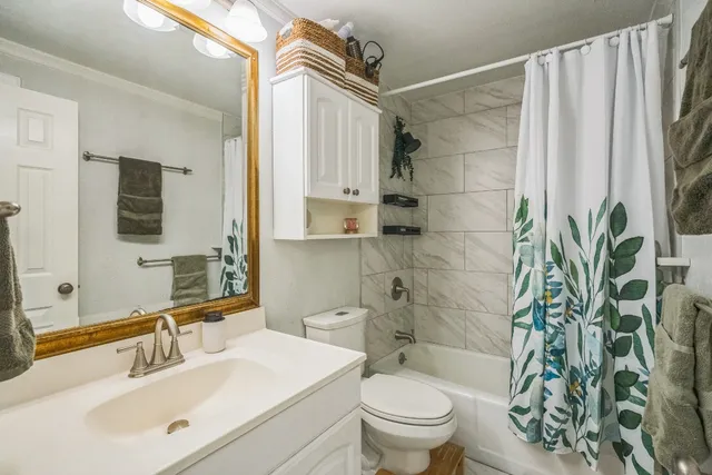 $1,350 | 1304 Summit Street, Unit 107, Austin, TX 78741